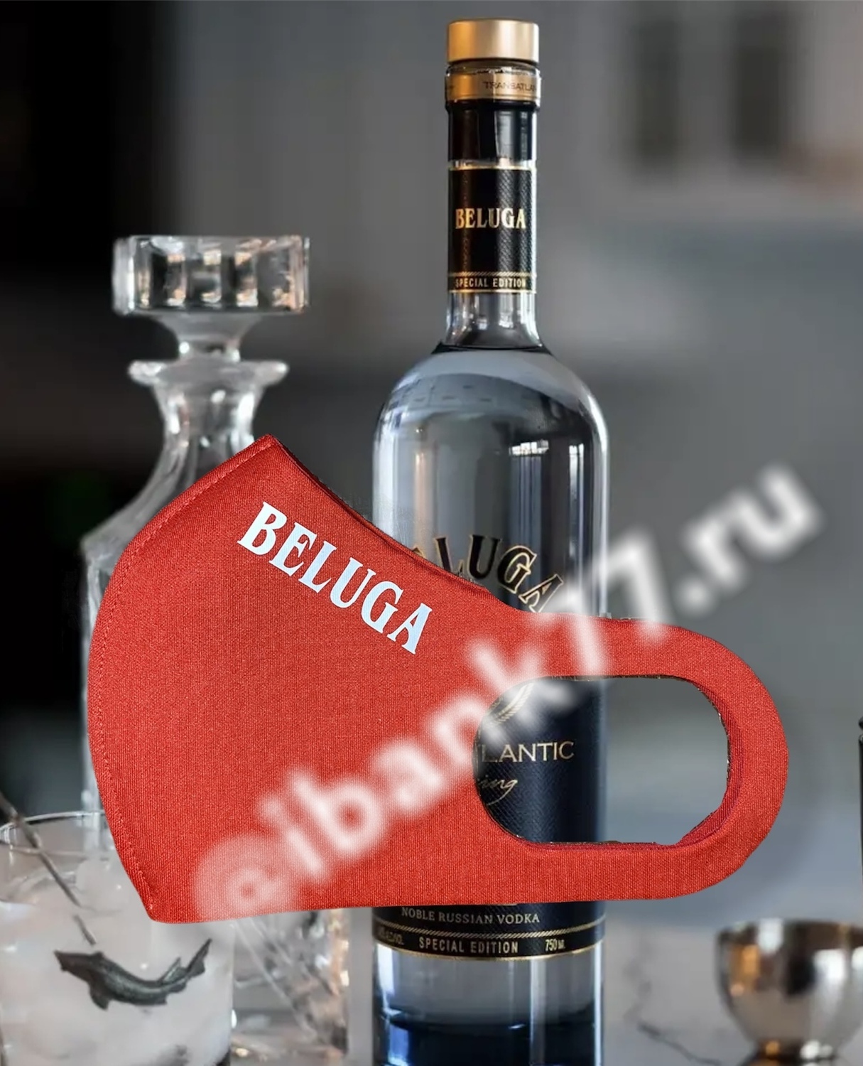 beluga mask маска красного цвета с логотипом компании Белыга
